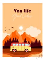 Van Life Good Vibes Montagne forêt sapins jaune orange